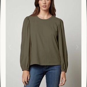 Velvet by Spencer Graham Jetty Black Long Sleeve Tee with Puff Sleeves - {M}